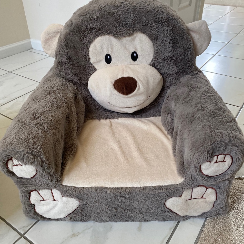 Monkey kids chair